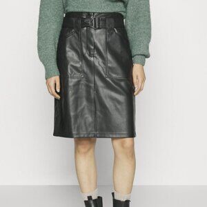 NWOT Vila Petite coated knee-length leather pencil skirt with belt 34P/2P/XSP